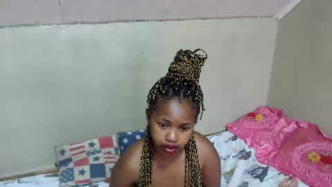 liliah online show from 01-24-25, 03:54