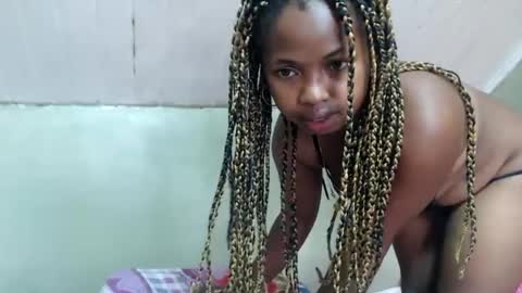 liliah online show from 01-25-25, 07:49