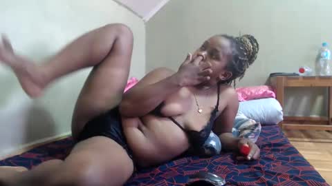 liliah online show from 02-01-25, 12:58