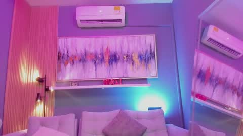 holis soy lily chang no olvides el pulgar arriba es muy importante para mi 3 independent model online show from 04-18-26, 05:28