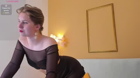 Lilian  online show from 05-09-26, 01:33