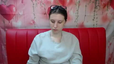 Snapshot of lilianashine chatting on 05-13-26, 05:16 lilianashine online show from 05-13-26, 05:16