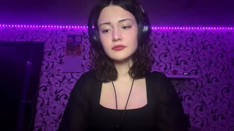 Snapshot of lilianasomsana chatting on 11-09-25, 05:33 Lili online show from 11-09-25, 05:33