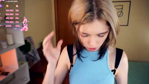 Lilian online show from 03-07-25, 07:08