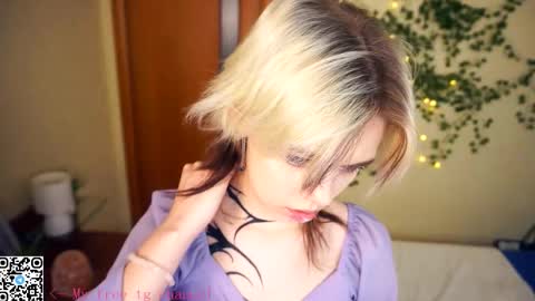 Lilian online show from 11-23-25, 08:03