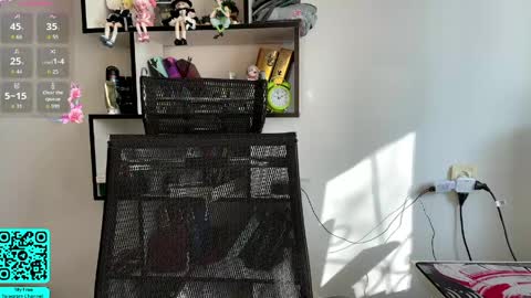 Lilian online show from 03-20-26, 07:13