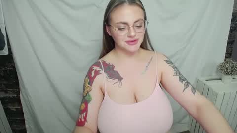 Lilia online show from 01-27-25, 12:43