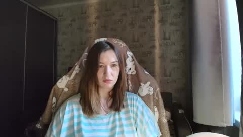 liliawoolf online show from 04-13-26, 04:07