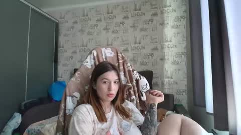 liliawoolf online show from 06-25-26, 09:14