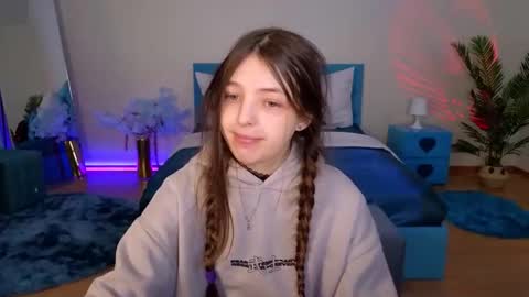 Lili Bakery online show from 03-03-26, 01:56