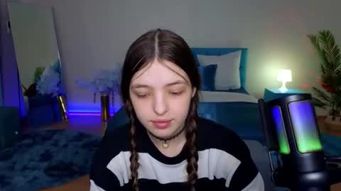 Lili Bakery online show from 03-09-26, 03:54