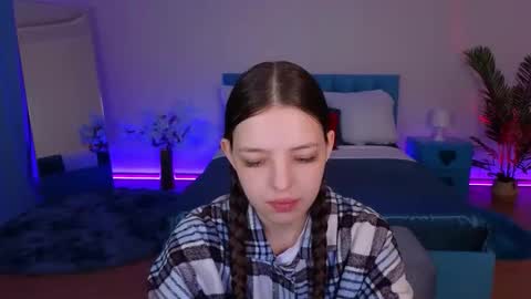 Lili Bakery online show from 06-05-26, 02:07