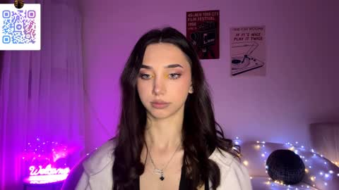 Lina online show from 04-05-26, 10:07