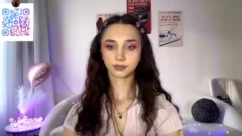 Snapshot of lilihalvorsen chatting on 06-11-26, 02:53 Lina online show from 06-11-26, 02:53