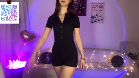 Snapshot of lilihalvorsen chatting on 06-23-26, 10:19 Lina online show from 06-23-26, 10:19