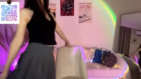 Snapshot of lilihalvorsen chatting on 07-16-26, 10:27 Lina online show from 07-16-26, 10:27