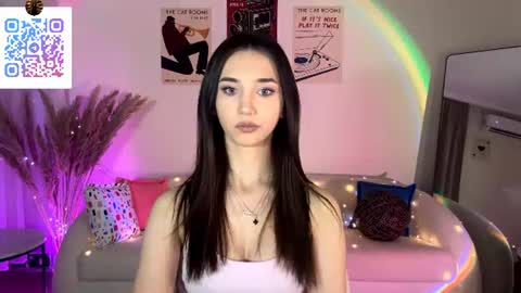 Snapshot of lilihalvorsen chatting on 07-27-26, 10:17 Lina online show from 07-27-26, 10:17