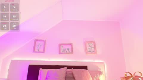 Lilith Savett online show from 09-23-25, 12:30