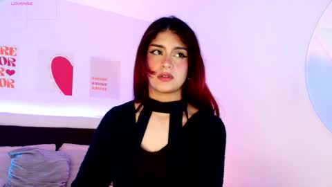 Snapshot of liliith_savett chatting on 05-04-26, 03:30 Lilith Savett online show from 05-04-26, 03:30