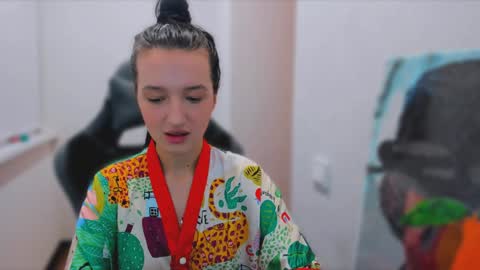 Snapshot of lililaluna chatting on 01-12-25, 03:46             ...  online show from 01-12-25, 03:46