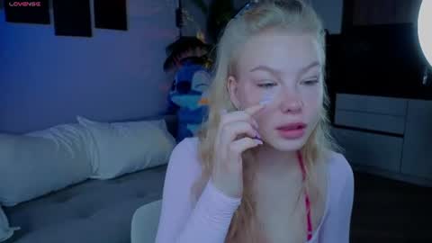lililok101 online show from 06-11-26, 02:33