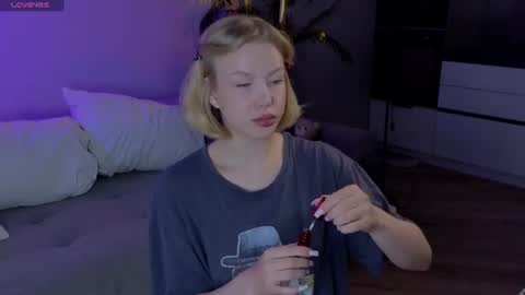 lililok101 online show from 07-10-26, 01:54
