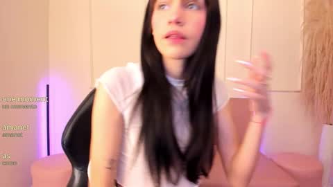 Lilly online show from 11-21-25, 12:15