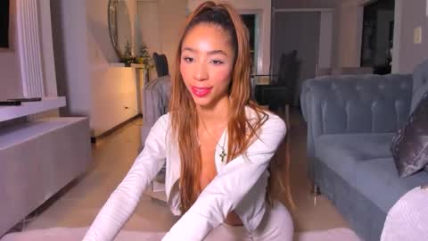 Lili  online show from 12-17-25, 02:17