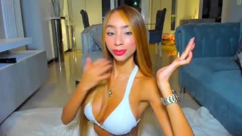 Lili  online show from 03-27-26, 02:50