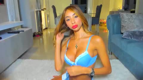 Lili  online show from 04-12-26, 02:38