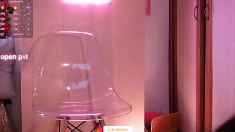 Snapshot of lilith__rosse chatting on 05-27-26, 07:44 Lilith Rosse online show from 05-27-26, 07:44