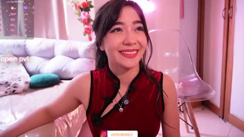 Snapshot of lilith__rosse chatting on 05-28-26, 05:43 Lilith Rosse online show from 05-28-26, 05:43