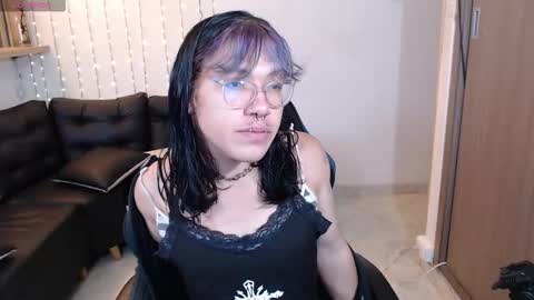 Snapshot of lilith_ayanami chatting on 03-13-26, 11:39 lilith online show from 03-13-26, 11:39