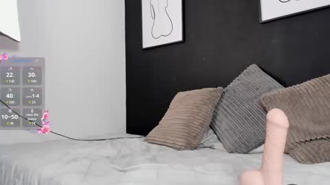 Lili  online show from 03-10-25, 02:59