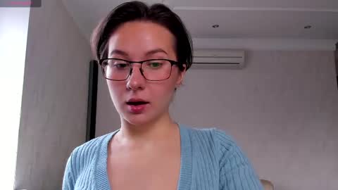 Snapshot of lilith_lutherlow chatting on 02-10-25, 10:09 lilith online show from 02-10-25, 10:09