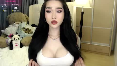 Snapshot of lilith_mazikeen69 chatting on 07-10-26, 01:14 QUEEN LILITH BORBON online show from 07-10-26, 01:14