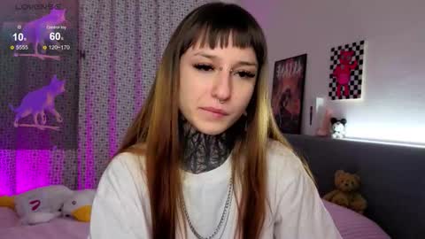 lilith_poison online show from 12-17-25, 06:36