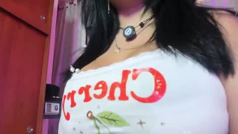 Snapshot of lilith_salvatoree chatting on 06-24-26, 12:53 Lilith Salvatore online show from 06-24-26, 12:53