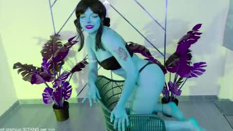 LILITH 200 LIKES   Thursday Clown Costume M online show from 11-27-25, 10:12