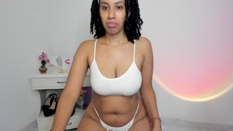 Alejandra  online show from 05-21-26, 05:36
