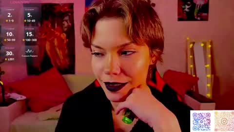 Snapshot of lilithbroke69 chatting on 06-18-26, 10:36 Lilith online show from 06-18-26, 10:36