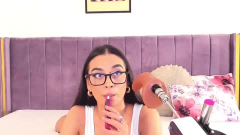 Lily online show from 03-08-25, 05:01