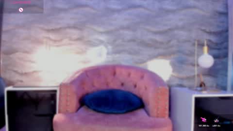 lilithcb_ online show from 11-08-25, 09:35