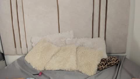 Snapshot of lilithdry chatting on 04-01-26, 12:33 Lilith online show from 04-01-26, 12:33