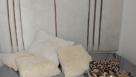 Snapshot of lilithdry chatting on 04-01-26, 11:57 Lilith online show from 04-01-26, 11:57