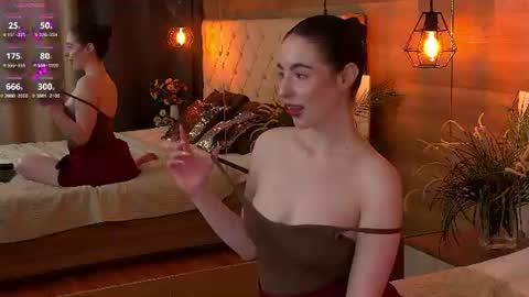 Snapshot of lilithlanne chatting on 06-18-26, 09:25 Lilith online show from 06-18-26, 09:25