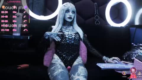 Snapshot of lilithlevis chatting on 10-18-25, 07:14 Tifon Mary - Indepent model online show from 10-18-25, 07:14