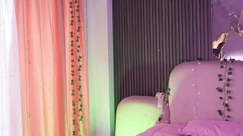 Snapshot of lilithluxor_ chatting on 03-30-26, 04:41 Lilith online show from 03-30-26, 04:41