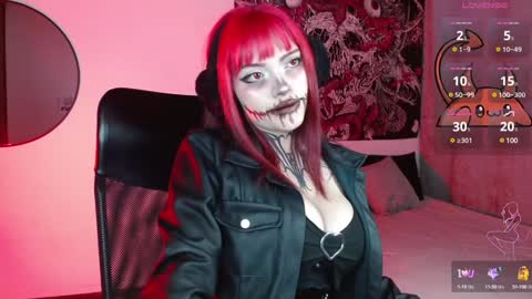 Snapshot of lilithmadness chatting on 01-09-25, 03:26 Lilith online show from 01-09-25, 03:26