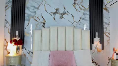 Lilith  online show from 04-22-26, 04:37